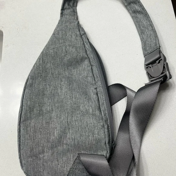 Vera Bradley Gray Small Sling Bag - Picture 2 of 3